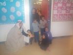 one of the wise men posing with kindergartens